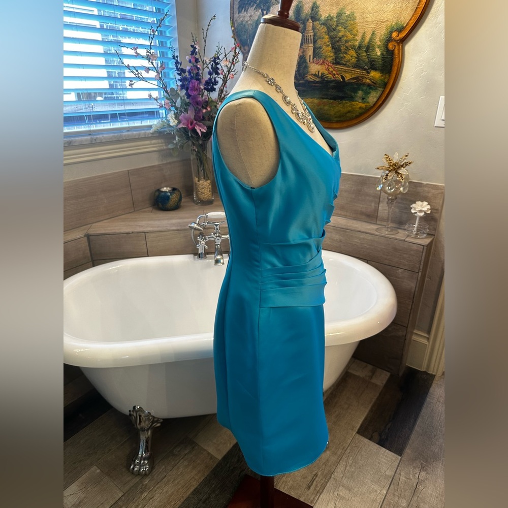 Edan Maids Electric Blue Bridesmaid or Wedding Dress Sexy and Fitted 6 - Picture 12 of 15